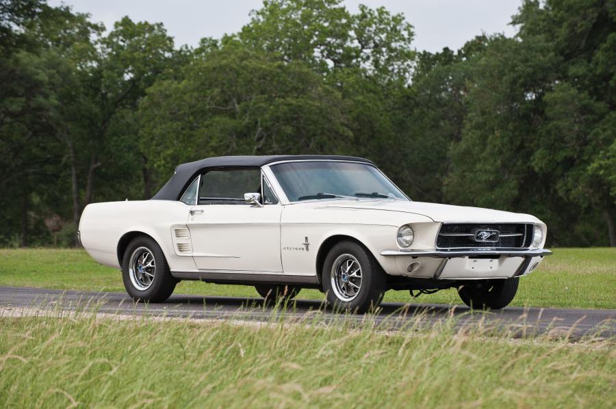  Ford Mustang Convertible 1967 года  (фото 18 из 44)